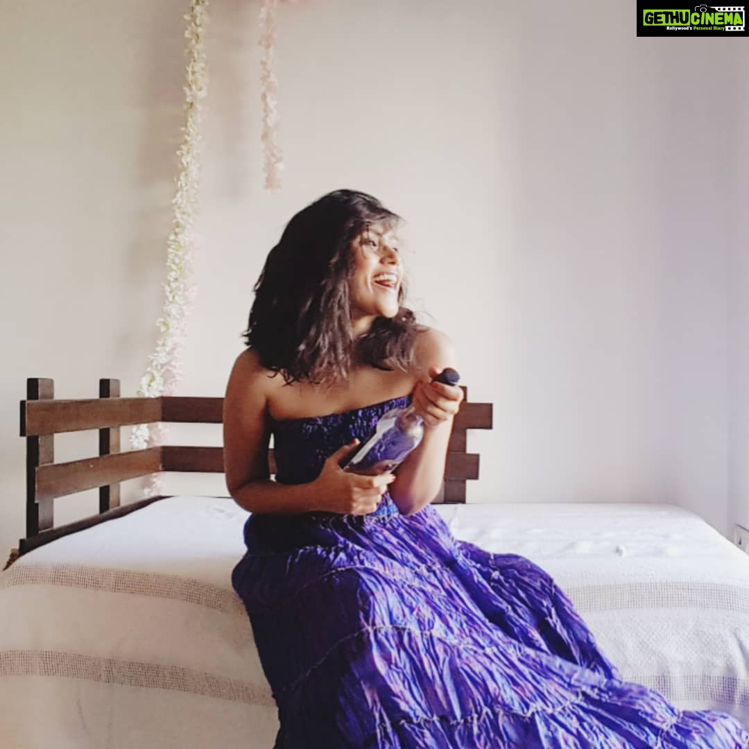 Shruti Bapna Instagram - What?! The wine shops shut again before you could get your stock?Hahaha 😝😂 I hear you wine lovers...hang in there cheers!🥂 #selfphotography #purpledress #quarantinediaries #shrutibapna Mumbai, Maharashtra