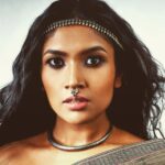 Shruti Bapna Instagram - Unleash the warrior within ⚔ #warrior #warriorlook #indianwomen #strongwomen #womanpower #nosering #strengthofawoman #instapic #shrutibapna