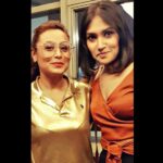 Shruti Bapna Instagram – Her work continues to inspire me at every step… Working with Rani ma’am so closely has been a huge learning experience for me 😇 Thank you guys for the heart warming response on the film. Shivani Shivaji Roy and Bharti post the screening 😊❤ & #bts #latergram #mardaani2 #yrf #ranimukerji #shrutibapna #womencops Yash Raj Studio Andheri