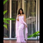 Shruti Bapna Instagram - 🌸💕 . . . . . #summervibes #pinkdress #indianfashion #indianwear #silverjewelry #fashionstyle #fashionphotography #hairflip #shrutibapna