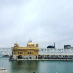 Shruti Bapna Instagram - Happy Baisakhi everyone 💕 let's hope and pray that peace and prosperity reaches every home and even more to our farmers who we are indebted to always and can never thank them enough for their efforts. Warmest wishes to all. Can't ever forget how i felt on that beautiful day when I was here. #soakedinpeace #inexplicable #baisakhi #amritsar #goldentemple #bliss #takemeback #shrutibapna Harmandir Sahib