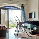 Shruti Bapna Instagram - More time to yoga!! Quarantine or not... just another regular day of working out at home for me 👧 Love everything from my yoga... to mat pilates, circuit training, chhau, dancing etc everything except going to the gym and lifting weights!😝 The last I went to a gym after more than a decade was for 2 months or so when I was preparing for a certain role. Otherwise I am all about the natural toning and that way you can just travel with your mat, bands, belts etc across the world and still stay fit! 💪🧘‍♀️ #yogagirl #iyengaryoga #stayathome #homeworkout #matpilates #chhau #bodyweightexercise #endurance #beatcoronavirus👊👊👊 #shrutibapna