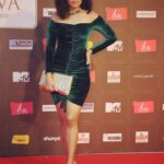 Shruti Bapna Instagram – At the Miss Diva 2020
#greendress #redcarpet #mumbai #missdiva2020 #fashion #shrutibapna #offshoulderdress #smokeyeye @timestalent Mumbai, Maharashtra