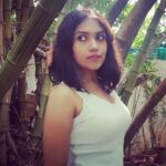 Shruti Bapna Instagram - 🙆‍♀️🤷‍♀️👀 #shrutibapna