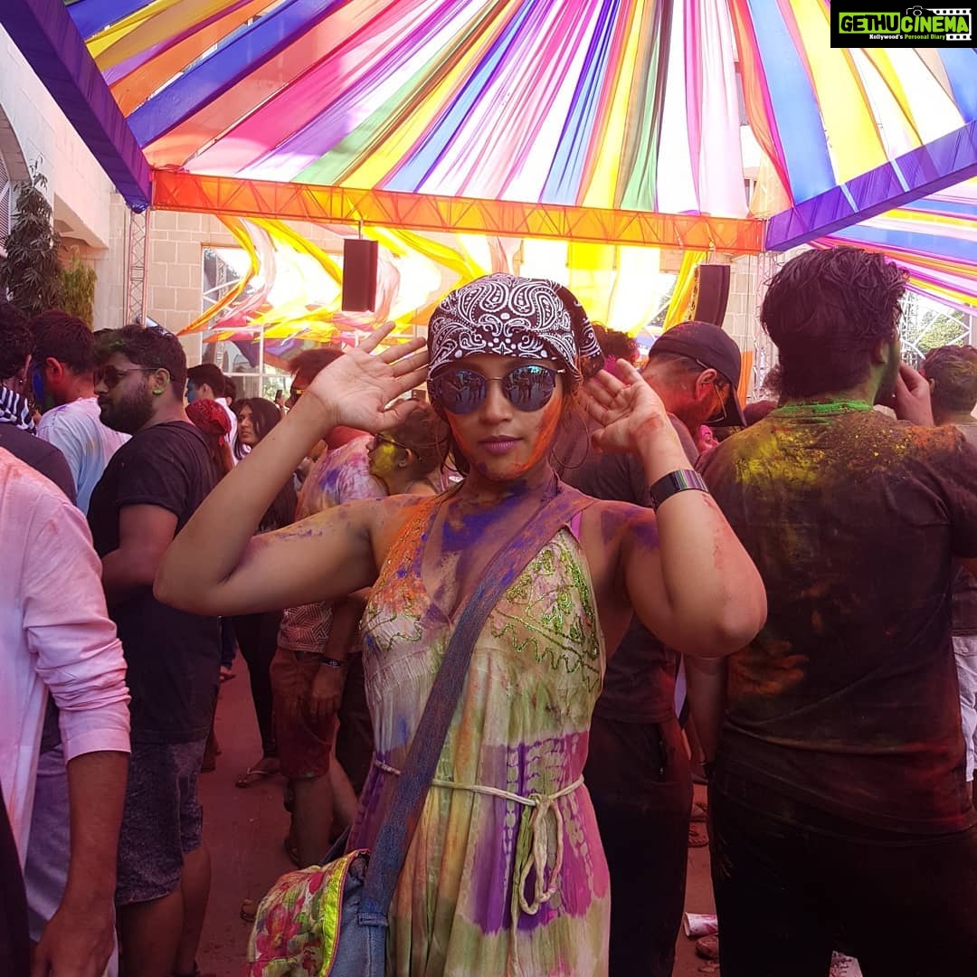 Shruti Bapna Instagram - humne bhi kheli holi π₯πΊπ #shrutibapna