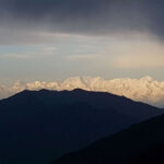 Shruti Bapna Instagram - Stunning sight of the Himalayas from #landour 😇 after a hazy day and some rain, as I sat in my cozy den reading...I don’t know what came upon me and I suddenly just rushed out started running in a direction my body chose and fell upon this absolutely breathtaking view of the Himalayan range...it felt like I was called by this abode of gods! 😇🙏🏽♥️ #swargrohini #bandarpoonch #gangotri #kedarnath #chaukhamba #garhwal Landour