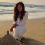 Shruti Bapna Instagram - Shoots like these! ❤️ Bhogwe beach