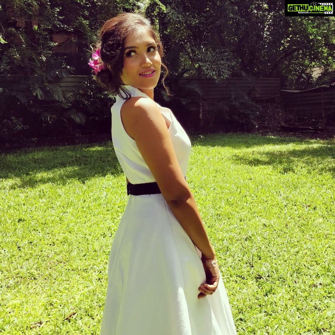 Shruti Bapna Instagram - Blush in white! Work stills!