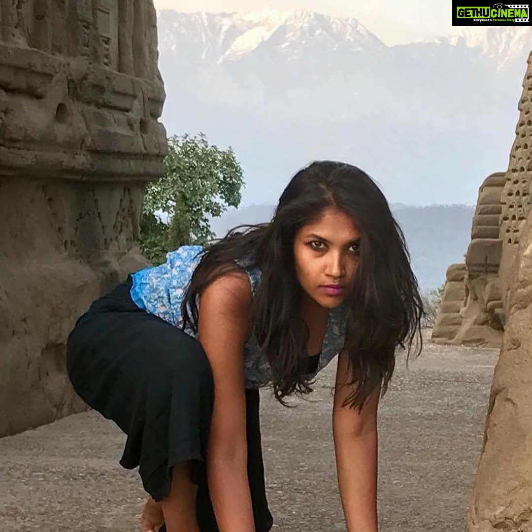 Shruti Bapna Instagram - Rock Cut Temple, Masrur