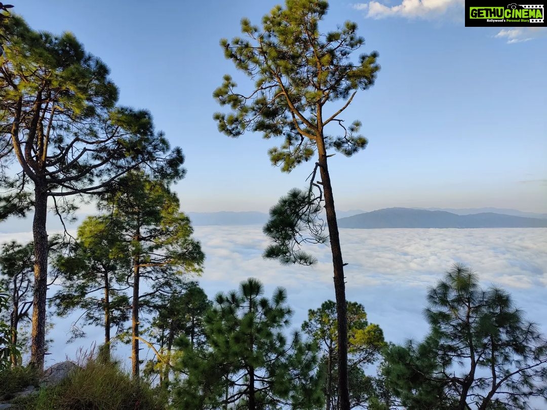 Shruti Bapna Instagram - !!!!! 😍🙏 . . . . . #mountains #indiatravel #himalayas #devbhoomi #uttarakhand Devbhoomi Uttarakhand