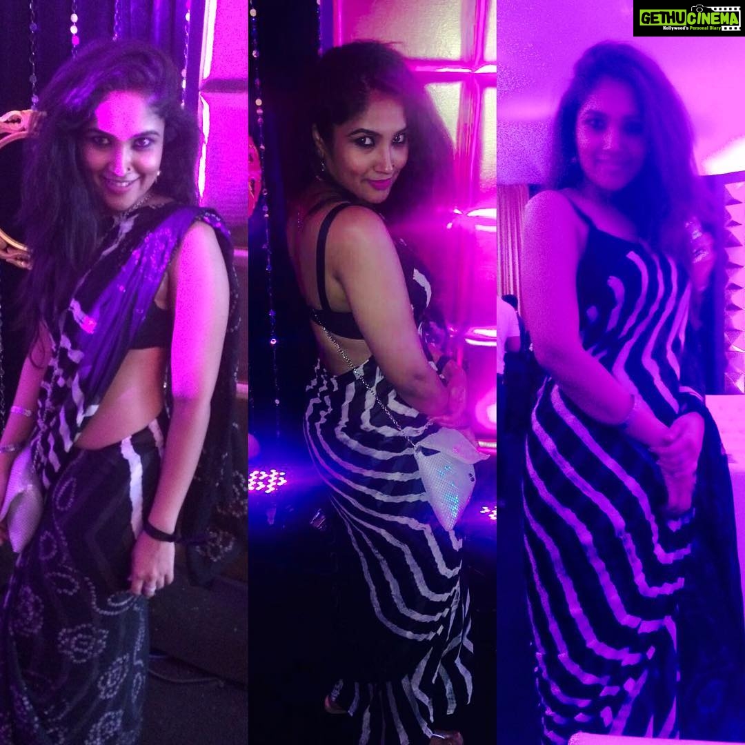 Shruti Bapna Instagram - My leheria story at the #starparivarawards