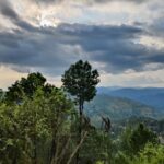 Shruti Bapna Instagram - Magic ✨ . . . . . #cannevergetenough #sunsetsky #mountainlife #incredibleindia #uttarakhandtraveller #uttarakhanddiaries Kumaon,uttarakhand