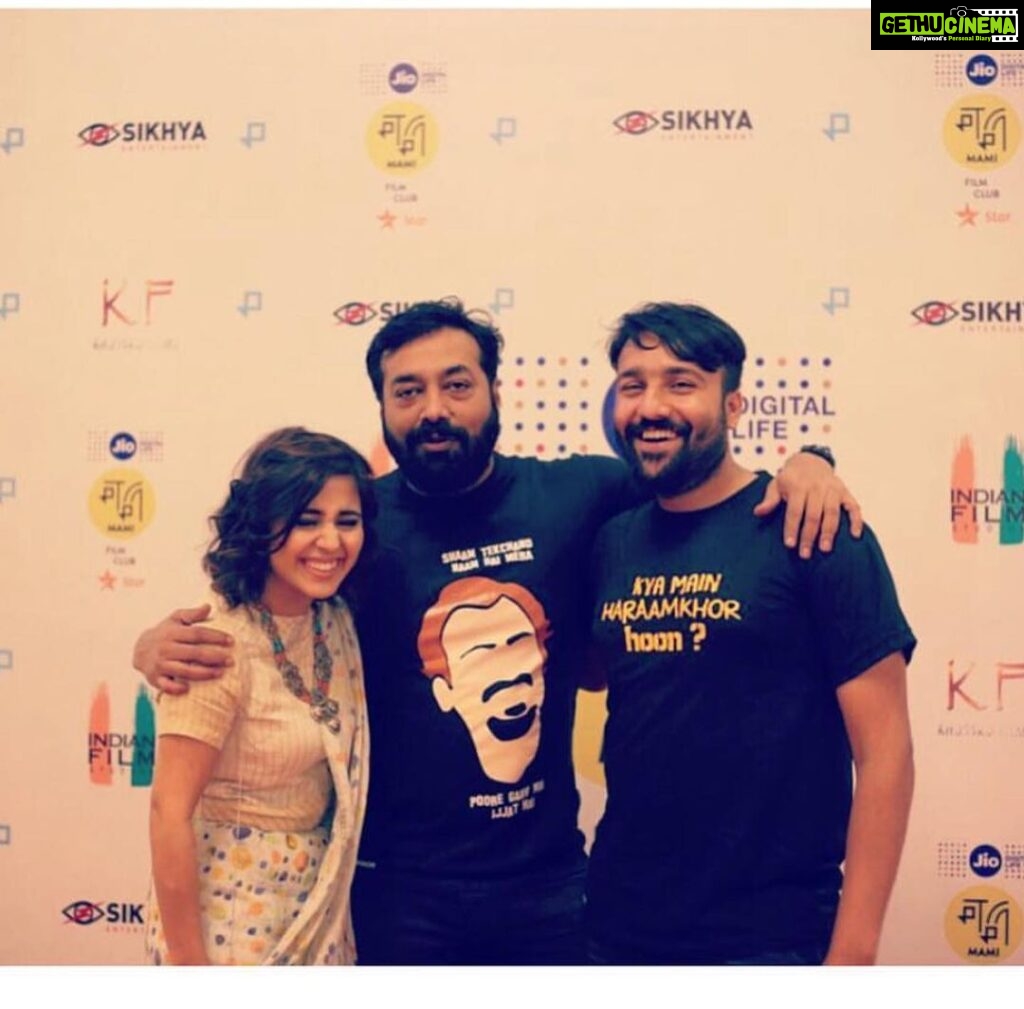 Shweta Tripathi Instagram - 6 years since the release. 11 years since shoot. My first international film festival. My first award. And ofcourse first thank you speech while receiving it :)) Working on #Haraamkhor with @nawazuddin._siddiqui bhai and being directed by @shloksharma shaped the actor that I am today. Poori film 16 din mein shot. Aur learnings lifetime ke liye. @kaalimaayee @achinjain20 @guneetmonga @siddharthdiwan @anuragkashyap10 thank you for being the rock solid support that can make any seed grow. SOOO much love to you all!!!! And a biiiig BIG thank you!!