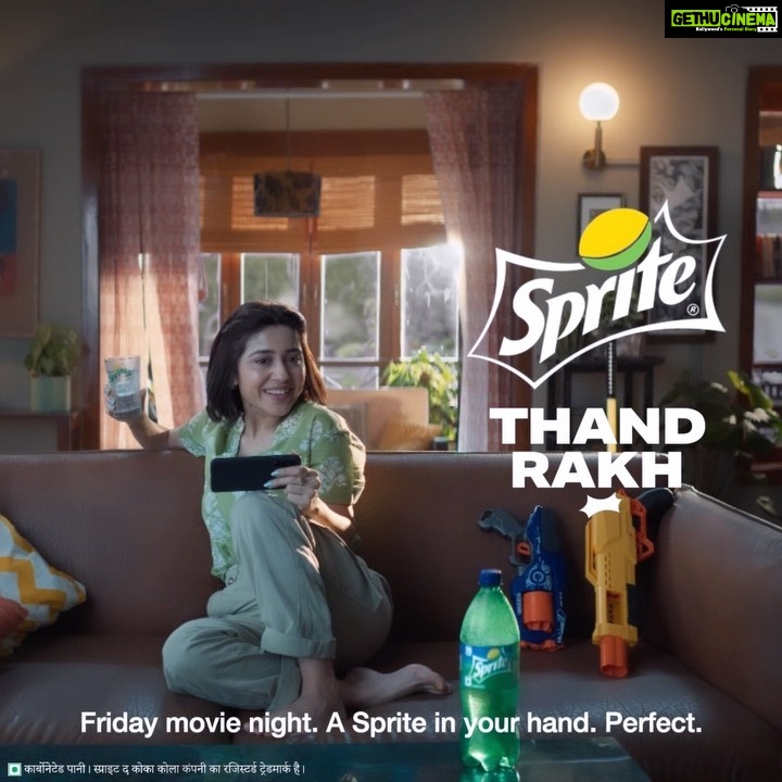 Shweta Tripathi Instagram - Friday movie night, haath mein Sprite, perfect!! 🧊✨ @sprite_india #ThandRakh #Ad