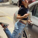 Shweta Tripathi Instagram - Suggest happy-girl captions and I’ll use the happiest one 🤪🙃🌻