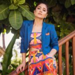 Shweta Tripathi Instagram – Waiting for Riddler to make his next move.

Suniye mujhe Barbara Gordon ke kirdaar mein on #BatmanEkChakravyuh, ek audio series, sirf Spotify pe 🦇✨

Wearing: @advait_in @the_loom_art @londonrag_in 
📸: @harshjanii 
Styled by: @purplerhapsody 
Make-up by/ @nisha.karna 
Hair by: @foram_gotecha 
Style team: @monica_nim 

#BatmanUnburied #BarbaraGordon @dcasia.official @spotifyindia

 #BattataStyleFiles