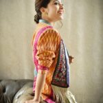 Shweta Tripathi Instagram – Bolo eeeee 🧀✨

📸: @nuclearpasta42
Stylist: @purplerhapsody
MUA: @nisha.karna 
Hair: @foram_gotecha 
Style team: @monica_nim 

Wearing: @be.true.official @hangemthere @refash_ @romanarsinghaniofficial @londonrag_in 

#SunainaSays #EscaypeLive #HotstarSpecials @one_life_studios_official @disneyplushotstar

 #BattataStyleFiles
