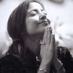 Shweta Tripathi Instagram - Ek zindagi hai, Pyaar, khushi, dil khol+bhar kar jeetey hain na! 🙏🏼🎈✨ #SunainaSays #EscaypeLive #HotstarSpecials