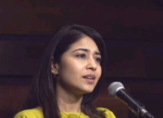 Shweta Tripathi Instagram - 'Dard kab khatam hota hai?' @battatawada with @unerasepoetry and words by @simarsingh_17