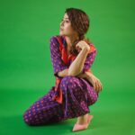 Shweta Tripathi Instagram - 🧡💜 yam-my Concept and illustrations: @priyamittal23 @yam.india Image courtesy: @_boragraphy Hair and Makeup : @nottthatbasic