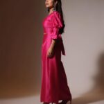 Shweta Tripathi Instagram – Guess my childhood nick name! 
Hint hint: what’s common in these photos.. 🤪

Wearing @littlethingstudio @ethnicandaz @kanyaadhan_bydhirajaayushi 
📸 @sohillalani_ 
Styled by @taniafadte 
MUA @nisha.karna 
Hair @mehvish.majithia 

#YKKA #Promotions #Netflix