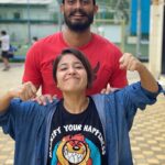 Shweta Tripathi Instagram - Pandeyji, aap sirf tan ki shakti nahi mann ki shakti bhi 💪🏼✨ kartey ho. Hamare bournvita ho aap aur complan bhi. Thank you for making me want to be the best and fittest version of myself 🤸🏾‍♀️🧿 @tridevpandey 🤗🕉♥️ 📸 @_slowcheeta_ ✨
