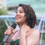 Shweta Tripathi Instagram - Shared my story, emotions, heart with the kindest and the most encouraging audience thanks to @spokenfest! Lots of 😍🥲🥰 happened. Thank you for listening, understanding and the love. It was special 🫶🏼 Aur sunno, dherr saare sapney dekhna. Khoob saare raangon mein doobna. Aur hamesha aapna khayaal rakhna 🌻✨ In @yam.india @the_loom_art #SustainableSundari #SpokenFest