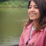 Shweta Tripathi Instagram - Pinky sending out some 💖 vibes for the week✨ 📸 @_slowcheeta_ Coorg Madikeri