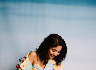 Shweta Tripathi Instagram - 🍭🍬✨ Photographer & creative director @bharat_rawail Styled by @pranita.abhi Make-up by @nisha.karna Hair by @mehvish.majithia Creative assistant @lensedbyameeshishah Make-up assistant @hmua_anjalinathani Outfit @pinkporcupines Backdrop @kanikajunejastudio