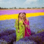 Shweta Tripathi Instagram - Making my flower field dreams come true @karantorani 💚 Sundari✨ U N V E I L I N G 𝐉𝐡𝐨𝐨𝐥𝐞𝐲 • झूले • ਝੂਲੇ Swinging through a lifetime For @toraniofficial Story, concept & direction @karantorani Image courtesy @vanshvirmani Styling and image design @jahnvibansal Assistant director @asmipradeep Hair and make up @diva_rose21