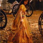 Shweta Tripathi Instagram - Battata ka carriage lao 🎃 📸 @harshjanii Wearing @toraniofficial @sangeetaboochra @6degreeplatform Styled by @purplerhapsody MUA @hriyamarfatia