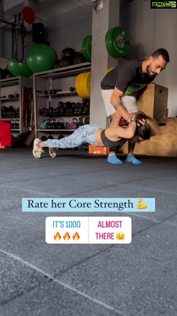 Shweta Tripathi Instagram - Abs-solutely Impressive! Watch as @battatawada slays her core workout like a champ. 🔥 📱Share this with your friends & challenge 💫 them to try it! (Under supervision of a trained professional, of-course!) #BiscuitBeti #Bataatawada #Core #Fitspiration #CoreStrength #Mumbai #GetFitwithTridev #HarHarMahadev #Niceandeasyfitness #Strong #Reelsinstagram #reelitfeelit #reelsinspiration #wod #mondaymotivation Mumbai, Maharashtra