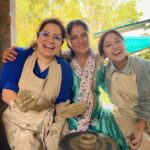 Shweta Tripathi Instagram – Happiness is..
Doing pottery with @mallikadua & @andretta.pottery ⛅️✨ Andretta Pottery