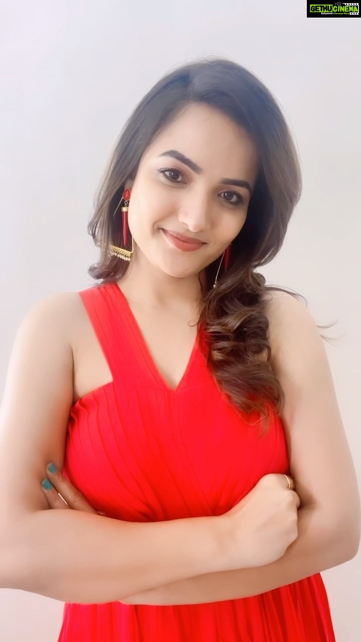 Siri Hanumanth Instagram - Wearing : @jahnavivarmalabel ❤️