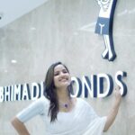 Siri Hanumanth Instagram - The one store I generally go to when I need to buy jewellery is Bhima Jewellers. From traditional antique necklaces to modish rings and more, they have the best and unique collection for any occasions. Try out their latest designs at bhimagold.com & Bhima Store Outlets in Rajahmundry & Vijayawada. You can also visit our stores in Bangalore, Shivamogga, Hassan, Udupi, Mangalore & Chennai. Follow @bhimagold.official for more updates. #bhima #bhimagold #bhimajewellers #gold #diamond #silver #jewellers