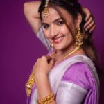 Siri Hanumanth Instagram - Wearing @pari.designers_ 📸 @rollingcaptures Makeup @vj_beauty_makeup Hairstyling @thisisrupakiran
