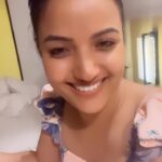 Siri Hanumanth Instagram - Edo kothaga undani try chesaaa prends😂😂