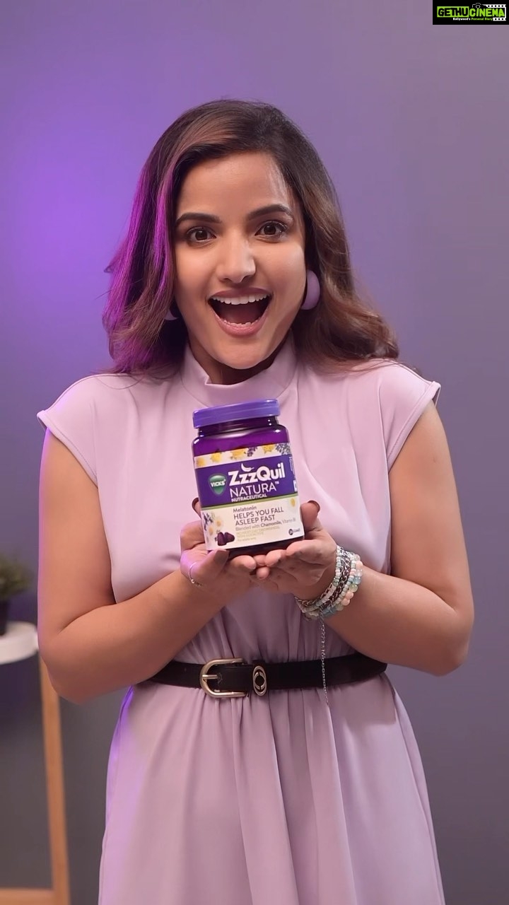 Siri Hanumanth Instagram - #ContestAlert I can’t stop grooving to the ZzzQuil’s Dhinak Din Sleep Anthem and if you can’t either, here’s a fun contest for you to celebrate World Sleep Day To participate in the contest, just groove to the Sleep Anthem, upload your reel, and tag @zzzquil_india 25 winners get an APPLE WATCH SERIES 8 and other exciting prizes Head to the @zzzquil_india page to know more! #BetterZzzBetterMe #ZzzQuilIndia #collab . . #AD