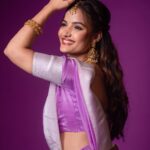 Siri Hanumanth Instagram - Wearing @pari.designers_ 📸 @rollingcaptures Makeup @vj_beauty_makeup Hairstyling @thisisrupakiran