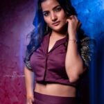 Siri Hanumanth Instagram - If it makes you happy, It doesn't have to make sense to others. . . Inframe: @sirihanmanth 💞 Pc: @weddingtales_by_danielraj . . . #navyamarouthu #sirihanmanth #indowestren #palazzo #palazzopants #croptop #purple #designer #customized