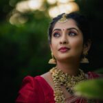 Sonal Monteiro Instagram - ♥️ Jewellery- @ganesh_makeover Makeup - @ganesh_makeover Hair - @makeover_by_praveen Magically clicked by @the_eyecapture Ast by @_karthi_0_7 Location - @shoot_in.official … #sonalmonteiro #sareelove #traditionalwear #ethnicwear #jewellery #bridesofinstagram #sareedraping #saree #kannada #kannadathi #sandalwood #bridesofbangalore