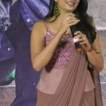 Sonal Monteiro Instagram - beautiful song @sonal_monteiro_official #Banaraskannada #zaidkhan #laharimusic #Raghavendrachitravani #sudheendravenkatesh
