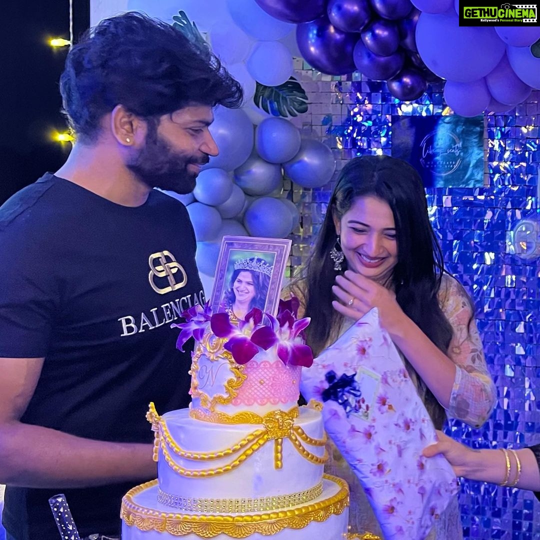 Sonal Monteiro Instagram - When Raghava and Tanu from Roberrt meet !! 😍🥳 #raghavaroberrt #raghavandtanu❤️ #sonalmonteiro #vinodprabhakar #roberrt #kannadacinema #dboss #roberrtdboss #darshanthoogudeepasrinivas #kranti Raja Rajeshwari Nagar, Bangalore South