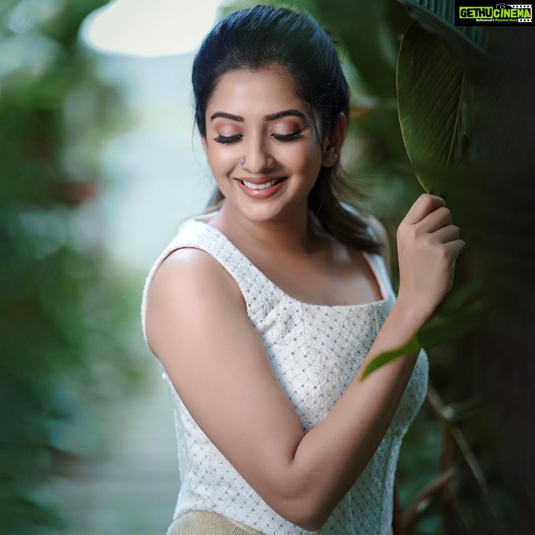 Sonal Monteiro Instagram - Less perfection, more authenticity.🫶🏻 Costume - @tvarusstudio Makeup - @ganesh_makeover Hair - @makeover_by_praveen Magically clicked by @the_eyecapture Ast by @_karthi_0_7 Location - @shoot_in.official … . #sonalmonteiro #photography #makeover #hairstyles #sandalwood #kfi #exclusive_shots #dboss Shoot_in.official