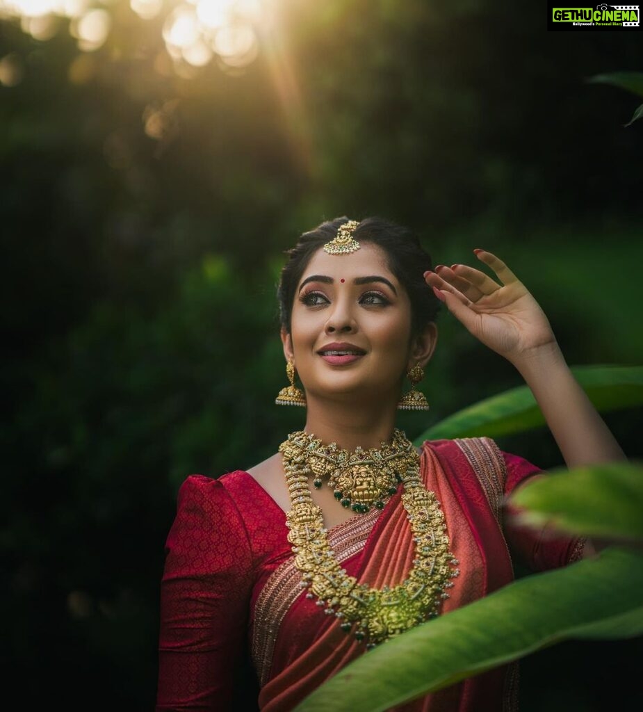 Sonal Monteiro Instagram - Soul full of Sunshine 🌞♥ Jewellery- @ganesh_makeover Makeup - @ganesh_makeover Hair - @makeover_by_praveen Magically clicked by @the_eyecapture Ast by @_karthi_0_7 Location - @shoot_in.official … #sonalmonteiro #sareelove #traditionalwear #ethnicwear #jewellery #bridesofinstagram #sareedraping #saree #kannada #kannadathi #sandalwood #bridesofbangalore