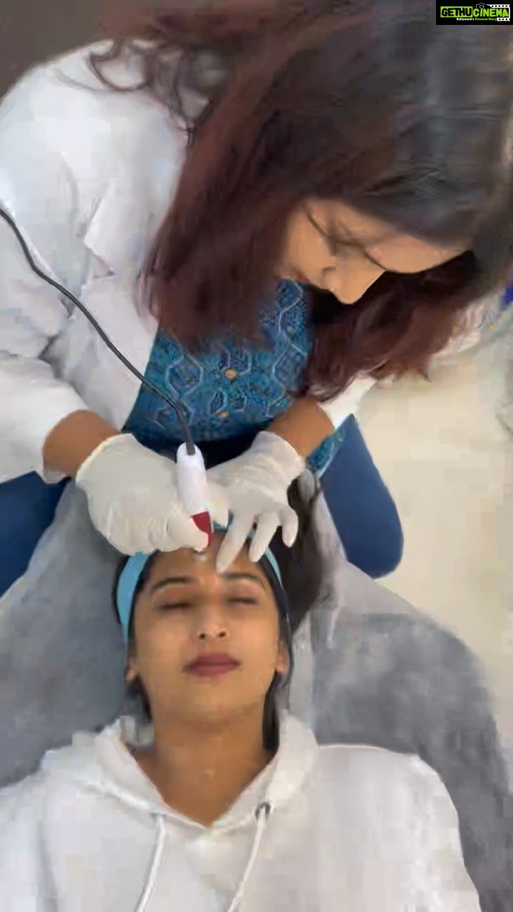 Sonal Monteiro Instagram - I recently visited Bodycraft clinic in Mangalore, and I couldn’t be more thrilled with my experience! Thanks to the amazing team at @bodycraftclinic_mangalore, I feel rejuvenated and confident after my PRP treatment. The personalized care and attention I received at Bodycraft truly made all the difference, and I can’t recommend them enough! #bodycraftmangalore Other service available Laser hair reduction Chemical peel Prp/ gfc for hair growth Hydra facial Iv glutathione treatment Glow treatments Microneedling for skin Vampire facial Botox Fillers Thread lifts @sonal_monteiro_official #sonalmonteiro #sonalmonteiro😍