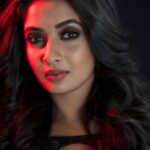 Sonal Monteiro Instagram - Let's talk with eyes words seems often a lie . Photography- @svagale #sonalmonteiro #kfi #sandalwood #bengaluru #photography