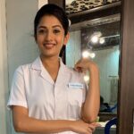 Sonal Monteiro Instagram - ಮೊಟ್ಟಮೊದಲನೆಯದಾಗಿ ನಮ್ಮ "ರಾಬರ್ಟ್" ಸಿನಿಮಾ ವೀಕ್ಷಿಸಿದ ಪ್ರತಿಯೊಬ್ಬ ಕನ್ನಡ ಸಿನಿಮಾ ಪ್ರೇಮಿಗೂ ನನ್ನ ಪ್ರೀತಿ ಪೂರ್ವಕ ಧನ್ಯವಾಗಳು ❤🙏 . ವಿಶೇಷವಾಗಿ ನಾನು ಅಭಿನಯಿಸಿದ "ತನು" ಪಾತ್ರವನ್ನು ಅತ್ಯಂತ ಪ್ರೀತಿಯಿಂದ ಸ್ವೀಕರಿಸಿದ್ದಲ್ಲದೆ ತಮ್ಮ ಪ್ರೋತ್ಸಾಹದ ಮಾತುಗಳ ಮೂಲಕ ನನ್ನನ್ನು ಆಶೀರ್ವದಿಸಿದ್ದಕ್ಕಾಗಿ ನಾನು ನಿಮ್ಮೆಲ್ಲರಿಗೂ ಸದಾ ಆಭಾರಿಯಾಗಿರುತ್ತೇನೆ 🙏. ಸಹೃದಯಿ ಕನ್ನಡ ಪ್ರೇಕ್ಷಕರು ಒಳ್ಳೆಯ ಸಿನಿಮಾಗಳಿಗೆ ತಾವೇ ಬೆಂಬಲವಾಗಿ ನಿಂತು ಪ್ರಚಾರ ಕೊಟ್ಟು ಗೆಲ್ಲಿಸುತ್ತಾರೆ ಎನ್ನುವುದಕ್ಕೆ ಇದಕ್ಕಿಂತ ಒಳ್ಳೆಯ ಉದಾಹರಣೆ ಮತ್ತೊಂದಿಲ್ಲ. "ರಾಬರ್ಟ್" ರೀತಿಯ ದೊಡ್ಡ ಮಟ್ಟದ ಸಿನಿಮಾದಲ್ಲಿ ಒಂದೊಳ್ಳೆ ಪಾತ್ರ ನಿರ್ವಹಿಸಲು ಅವಕಾಶ ಮಾಡಿಕೊಟ್ಟಿದ್ದಕ್ಕಾಗಿ ತರುಣ್ ಸರ್ ಹಾಗು ಉಮಾಪತಿ ಸರ್‌ಗೆ ನನ್ನ ಅನಂತಾನಂತ ಧನ್ಯವಾದಗಳು. ವಿಶೇಷವಾಗಿ ನನ್ನ ಅಚ್ಚುಮೆಚ್ಚಿನ ಪ್ರೀತಿಯ ದರ್ಶನ್ ಸರ್ ಹಾಗೂ ನನ್ನ ಸಹ ಕಲಾವಿದರಾದ ವಿನೋದ್ ಪ್ರಭಾಕರ್ ಸರ್‌ಗೆ ಪ್ರೀತಿಯ ನಮನಗಳು. 🙏🙏🙏🙏 Thank u from the bottom of my heart ❤️ #roberrt #sonalmonteiro #darshanthoogudeepasrinivas #dbossfans #dboss #umapathyfilms #tharunsudhir #roberrtblockbusterhit2021 #kannada #sandalwood #karnataka #bangalore #thanksgiving #vinodprabhakar