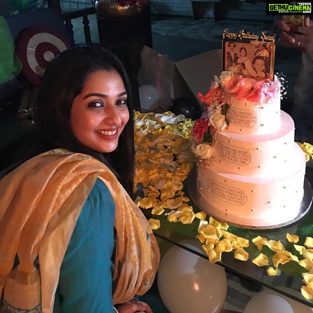 Sonal Monteiro Instagram - I just wanted to take a moment and say THANK YOU to everyone for all the bday wishes , surprises , sharp 12 calls and texts , social media posts and all the love and blessings that u have showered on me !!! It was a beautiful day indeed!! A great reminder of how blessed I am to have u all in my life !! Thank you for being a part of this beautiful feeling !! Thanks to My family , my friends and all my fans and fan pages who made my bday more special .. THANKS A MILLION!! ❤️ Mangalore