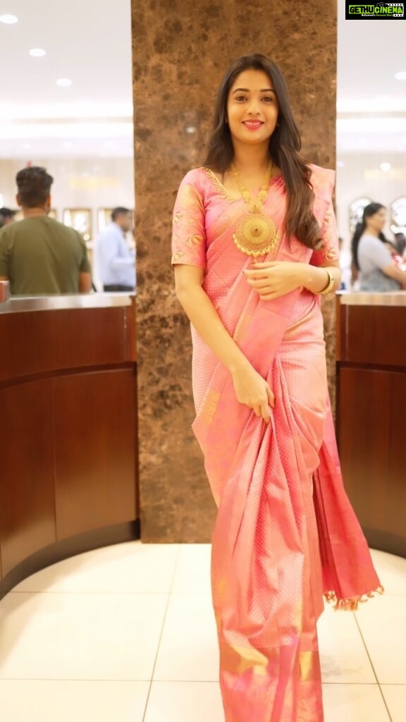 Sonal Monteiro Instagram - I had a perfect opportunity to shop for jewellery at Joyalukkas one and only showroom. Their newly opened showroom is located in Falnir Mangalore and everything at their store is so organised. They have dedicated space for their diamond and gold collections. Each collection is a masterpiece in itself and inspired by diverse heritage, and contemporary aesthetics to reflect your personality on your special occasion. They have vast unique designs in gold, diamond, polki, and platinum jewelry under one roof. Their store has a great ambiance with good parking space. The perfect gift of jewelry is always in style. Visit the Joyalukkas store today to explore their exclusive handcrafted collections. Video shot by the super talented @r.rulz 🤩 #joyalukkas #inauguration #newbeginnings #mangalore   #gold #diamonds#bridaljewellery #womanofjoy #craftedtoinspire #sonalmonteiro #bridalcollection #bridal